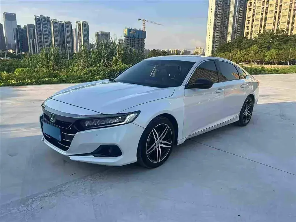 2022 Honda Accord 1.5T 194HP L4 CVT