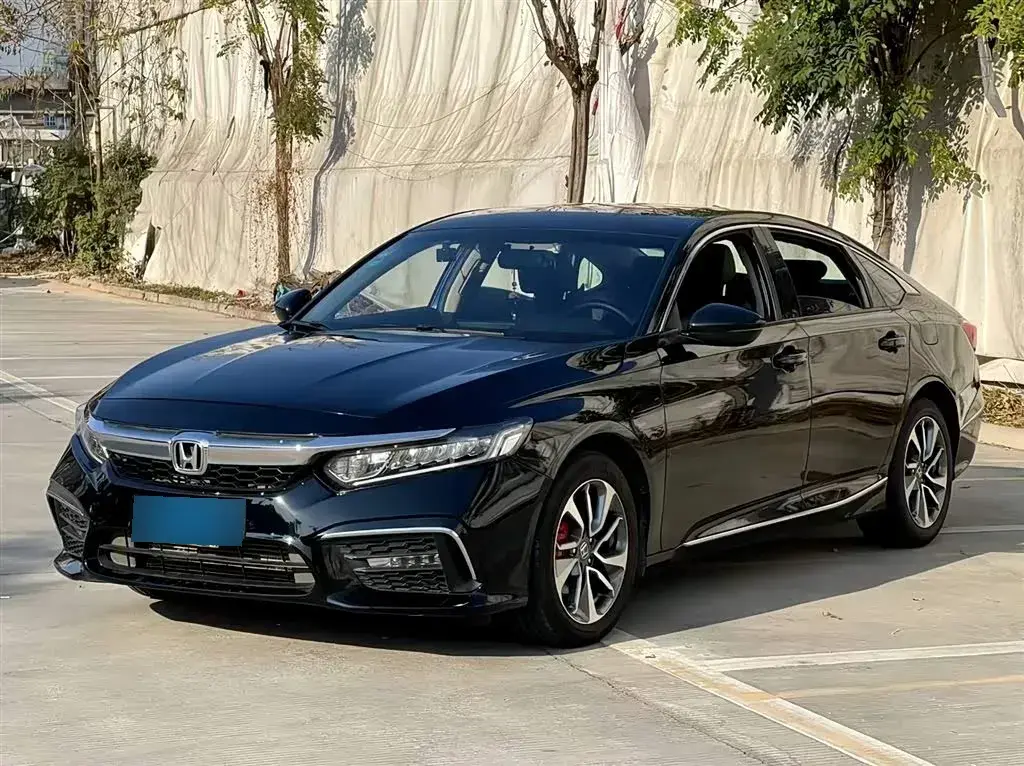 2019 Honda Inspire 1.5T 194HP L4 CVT
