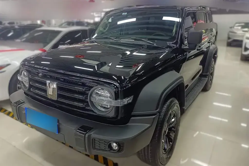 2023 Tank 300 2.0T 227HP L4 8AT