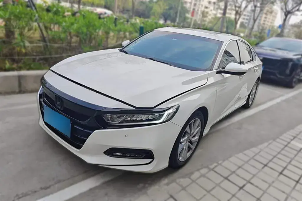 2018 Honda Accord 1.5T 194HP L4 CVT