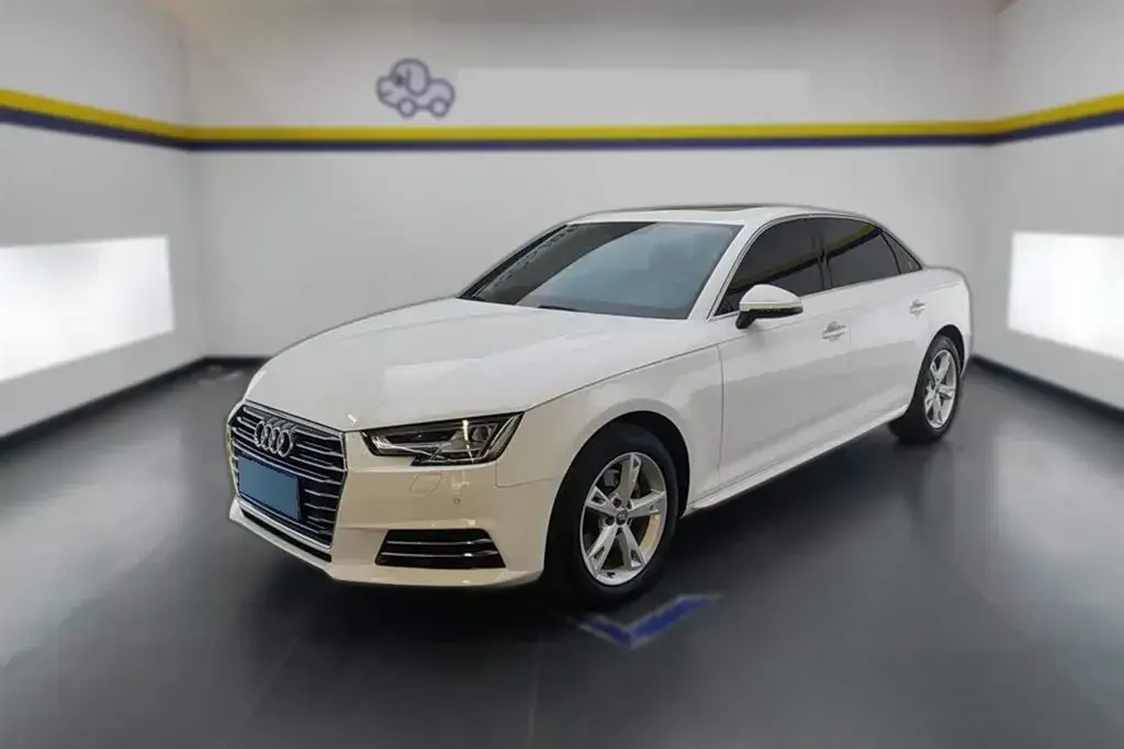2017 Audi A4L 2.0T 190HP L4 7DCT
