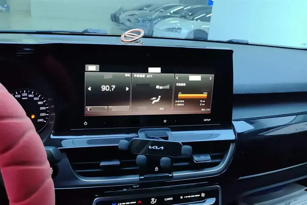 2020 Kia KX3 1.5L 115HP L4 CVT,autocango,china used car exporter,china ev exporter,chinese used car exporter,chinese used ev exporter