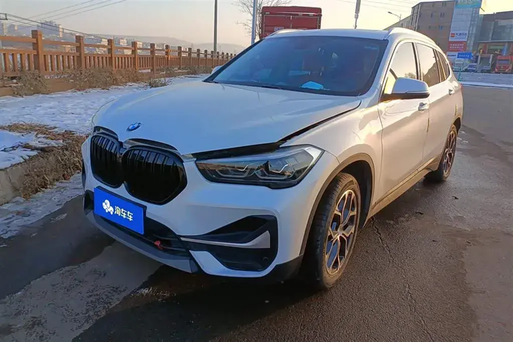 2022 BMW X1 2.0T 192HP L4 7DCT