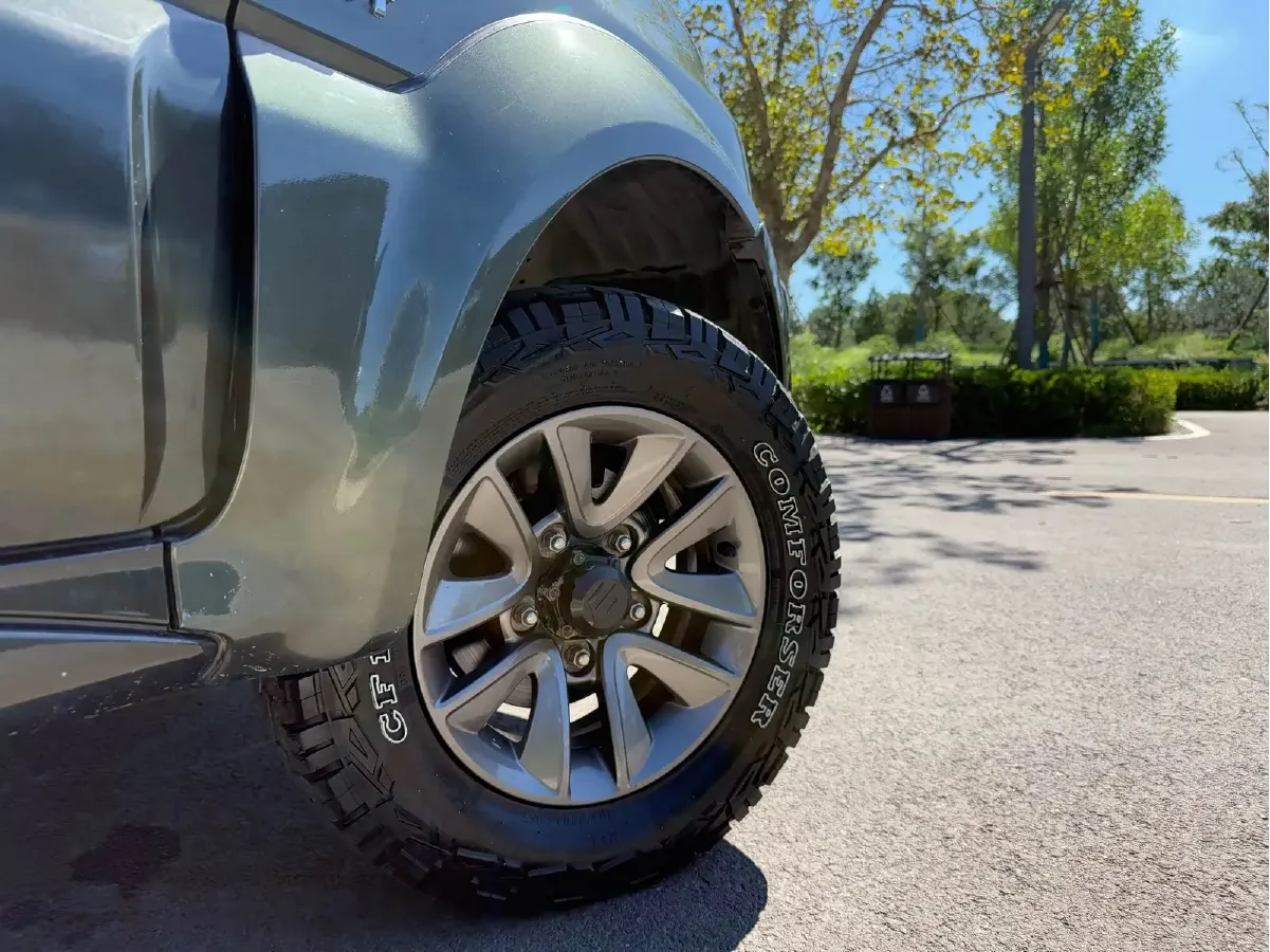 2015 Suzuki Jimny 1.3L 85HP L4 4AT,autocango,china used car exporter,china ev exporter,chinese used car exporter,chinese used ev exporter