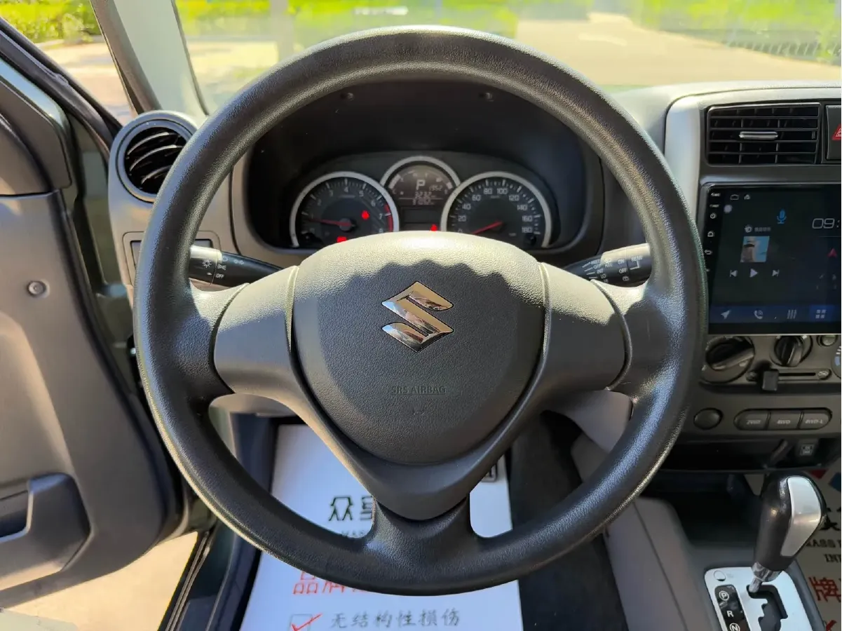 2015 Suzuki Jimny 1.3L 85HP L4 4AT,autocango,china used car exporter,china ev exporter,chinese used car exporter,chinese used ev exporter