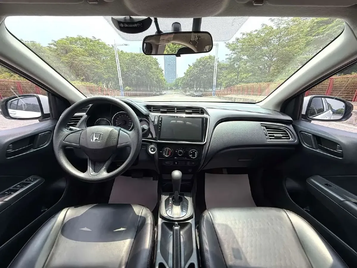 2015 Honda City 1.5L 131HP L4 CVT,autocango,china used car exporter,china ev exporter,chinese used car exporter,chinese used ev exporter