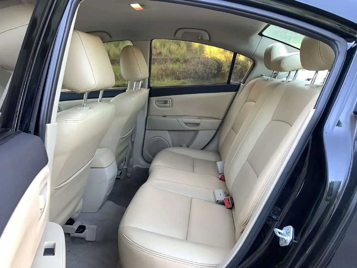 2010 Mazda 3 1.6L 107HP L4 4AT,autocango,china used car exporter,china ev exporter,chinese used car exporter,chinese used ev exporter