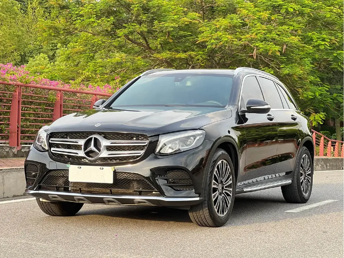 2019 Mercedes-Benz GLC Class 2.0T 211HP L4 9AT
