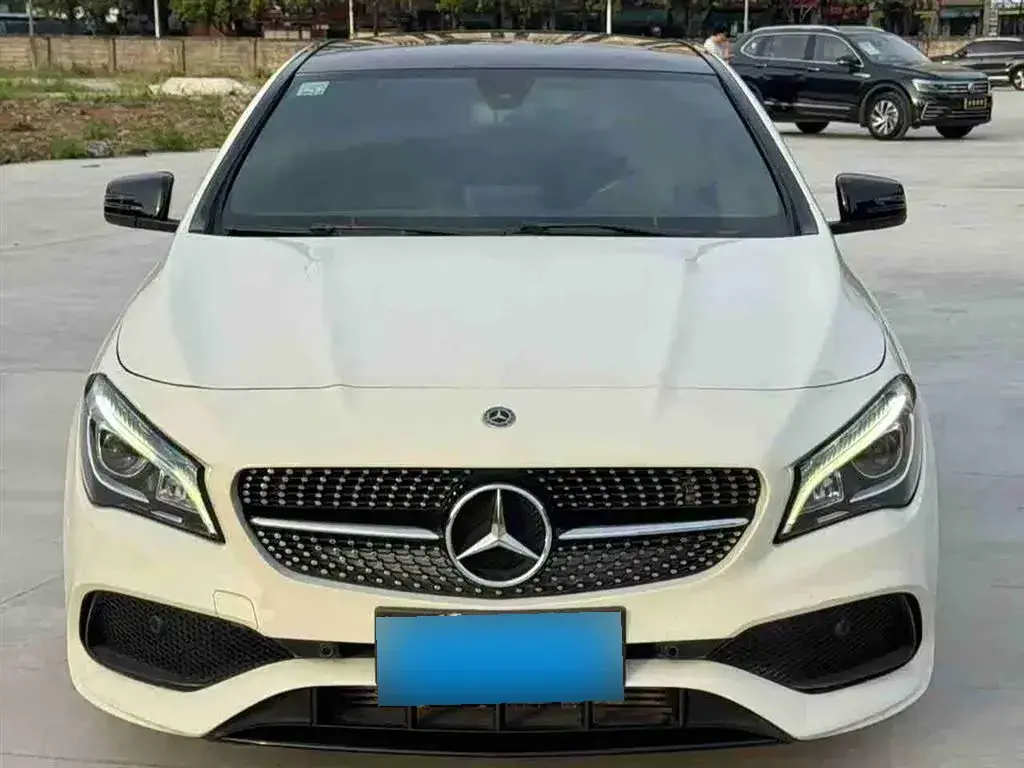 2017 Mercedes-Benz CLA Class 2.0T 184HP L4 7DCT