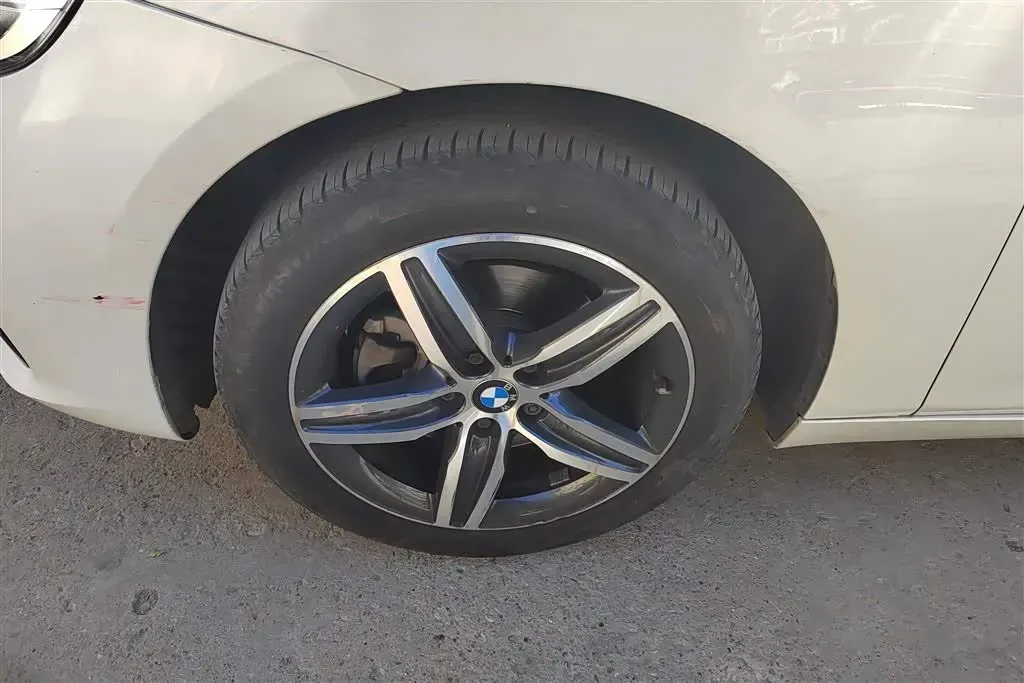 2016 BMW 2 Series Wagon 1.5T 136HP L3 6AT,autocango,china used car exporter,china ev exporter,chinese used car exporter,chinese used ev exporter