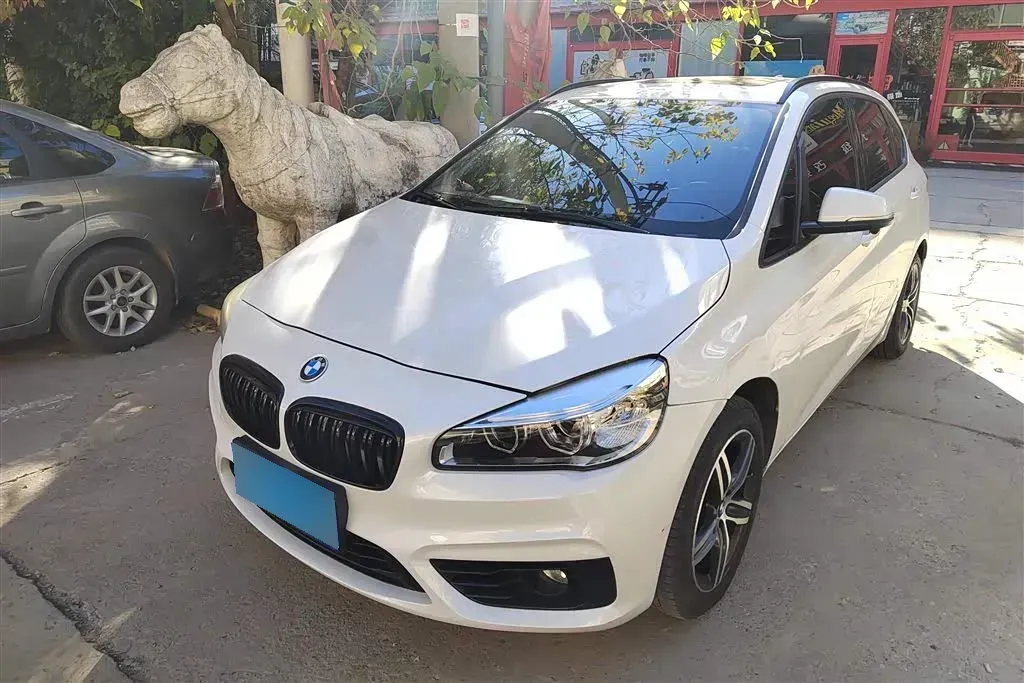2016 BMW 2 Series Wagon 1.5T 136HP L3 6AT,autocango,china used car exporter,china ev exporter,chinese used car exporter,chinese used ev exporter