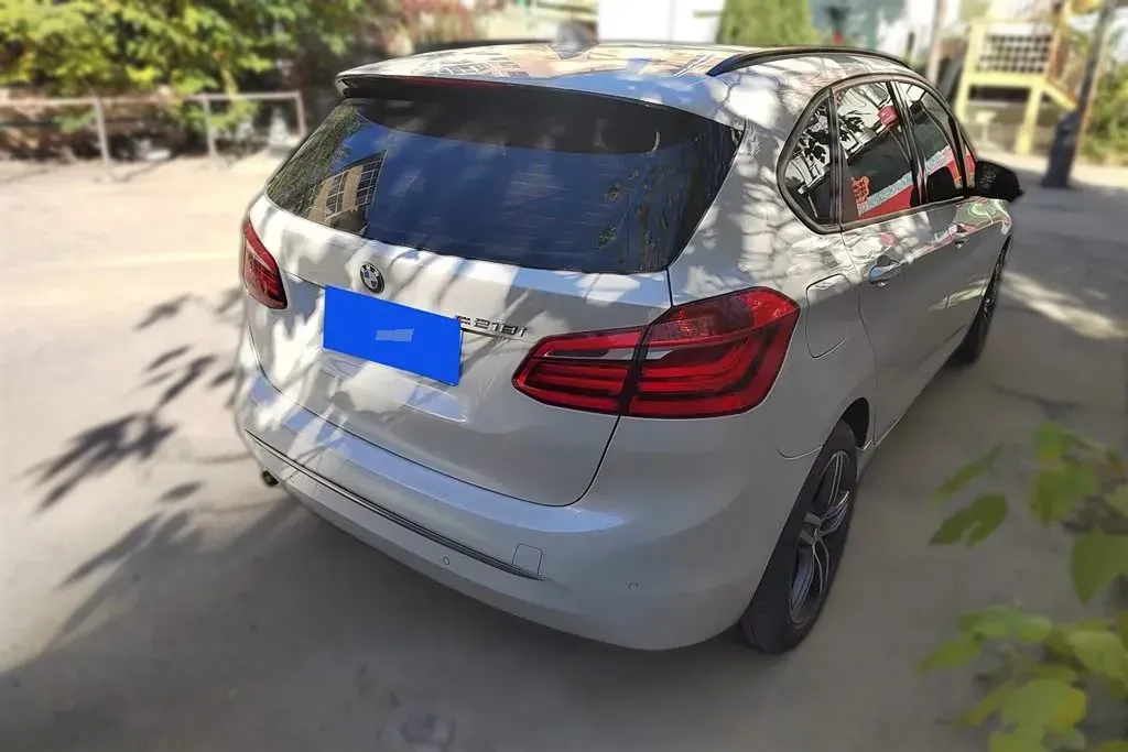 2016 BMW 2 Series Wagon 1.5T 136HP L3 6AT,autocango,china used car exporter,china ev exporter,chinese used car exporter,chinese used ev exporter