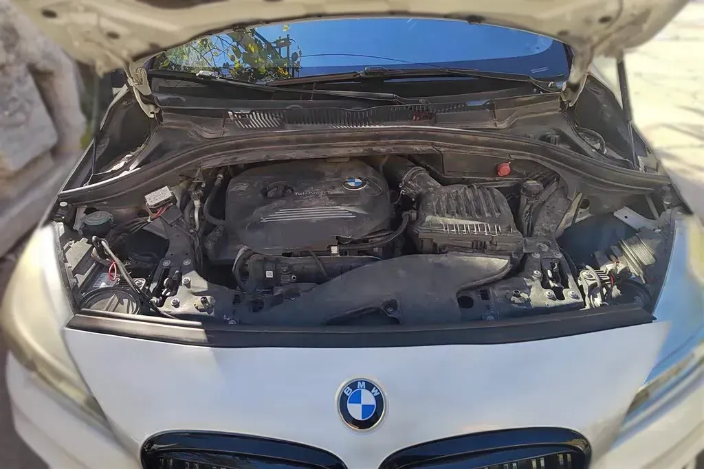 2016 BMW 2 Series Wagon 1.5T 136HP L3 6AT,autocango,china used car exporter,china ev exporter,chinese used car exporter,chinese used ev exporter