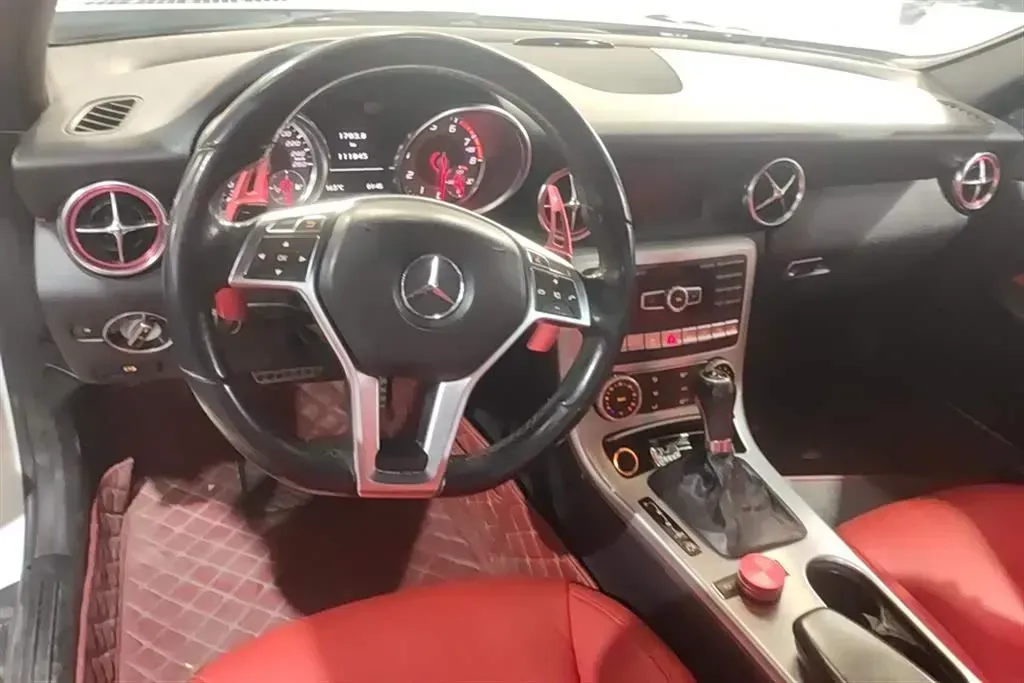 2011 Mercedes-Benz SLK Class 1.8T 184HP L4 7AT,autocango,china used car exporter,china ev exporter,chinese used car exporter,chinese used ev exporter