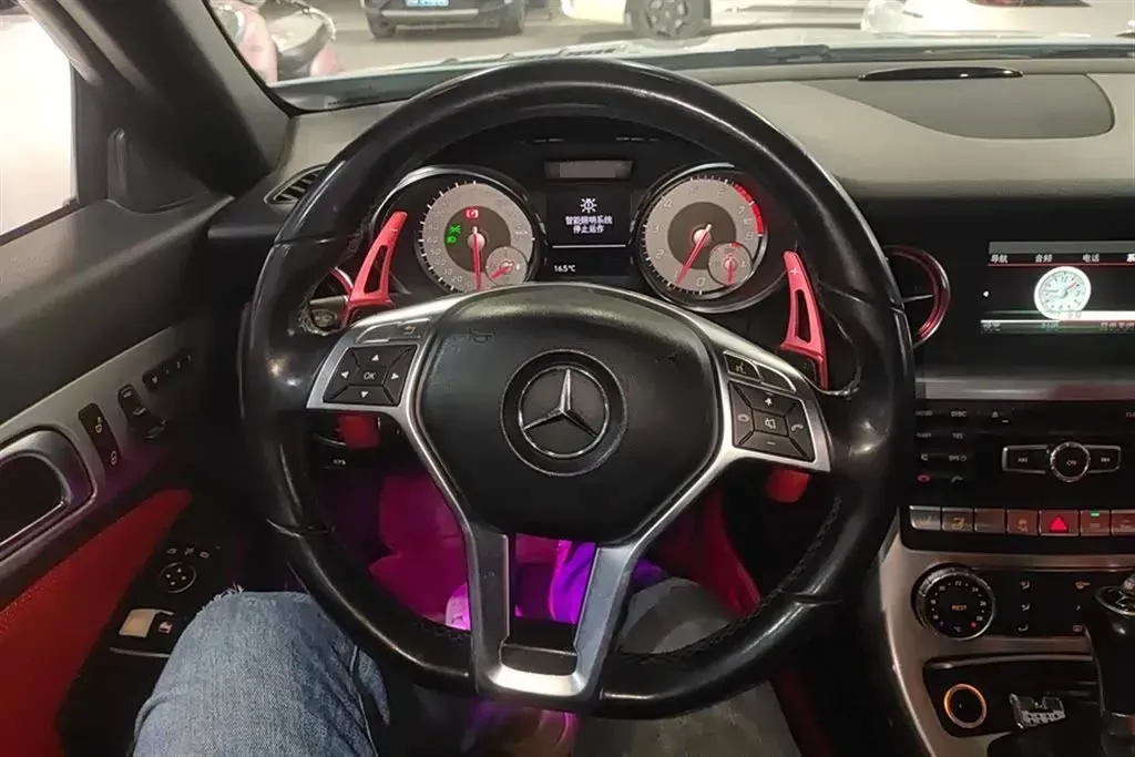 2011 Mercedes-Benz SLK Class 1.8T 184HP L4 7AT,autocango,china used car exporter,china ev exporter,chinese used car exporter,chinese used ev exporter