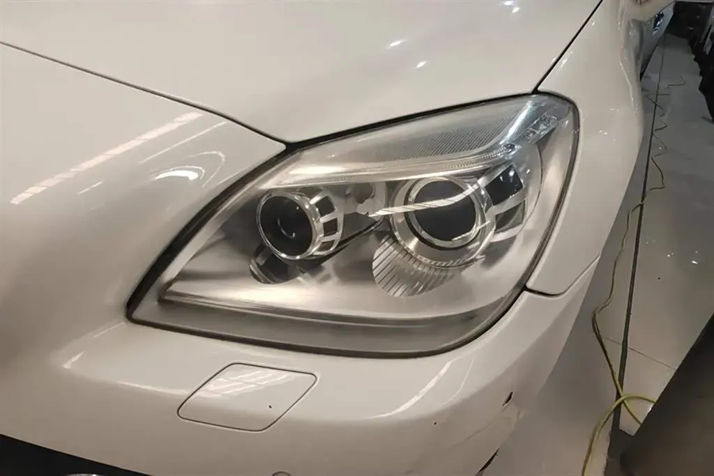 2011 Mercedes-Benz SLK Class 1.8T 184HP L4 7AT,autocango,china used car exporter,china ev exporter,chinese used car exporter,chinese used ev exporter