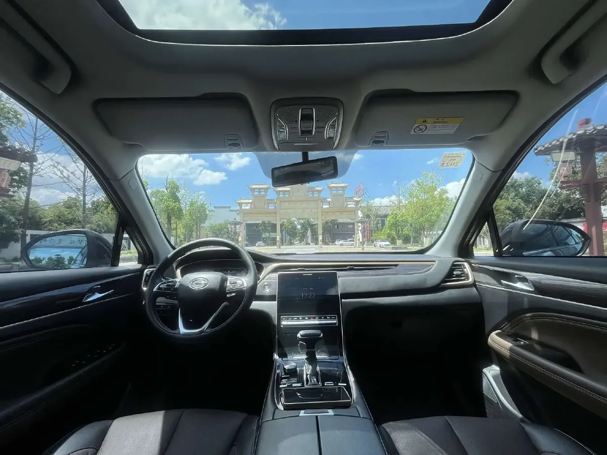 2019 GAC Trumpchi GS5 1.5T 169HP L4 6AT,autocango,china used car exporter,china ev exporter,chinese used car exporter,chinese used ev exporter