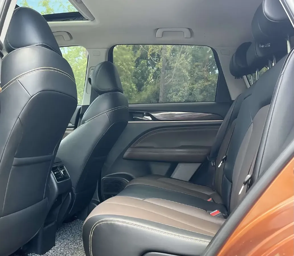 2019 GAC Trumpchi GS5 1.5T 169HP L4 6AT,autocango,china used car exporter,china ev exporter,chinese used car exporter,chinese used ev exporter