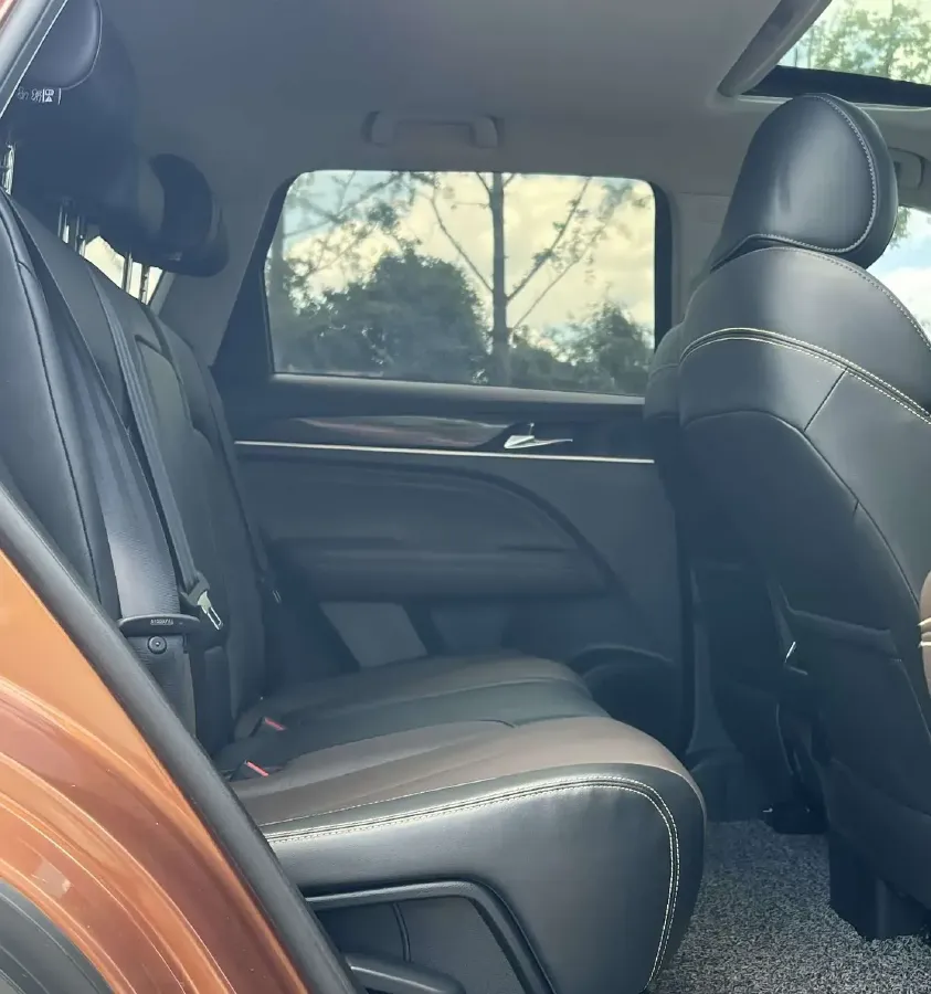 2019 GAC Trumpchi GS5 1.5T 169HP L4 6AT,autocango,china used car exporter,china ev exporter,chinese used car exporter,chinese used ev exporter