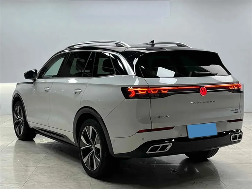 2023 Volkswagen Tavendor 2.0T 220HP L4 7DCT,autocango,china used car exporter,china ev exporter,chinese used car exporter,chinese used ev exporter