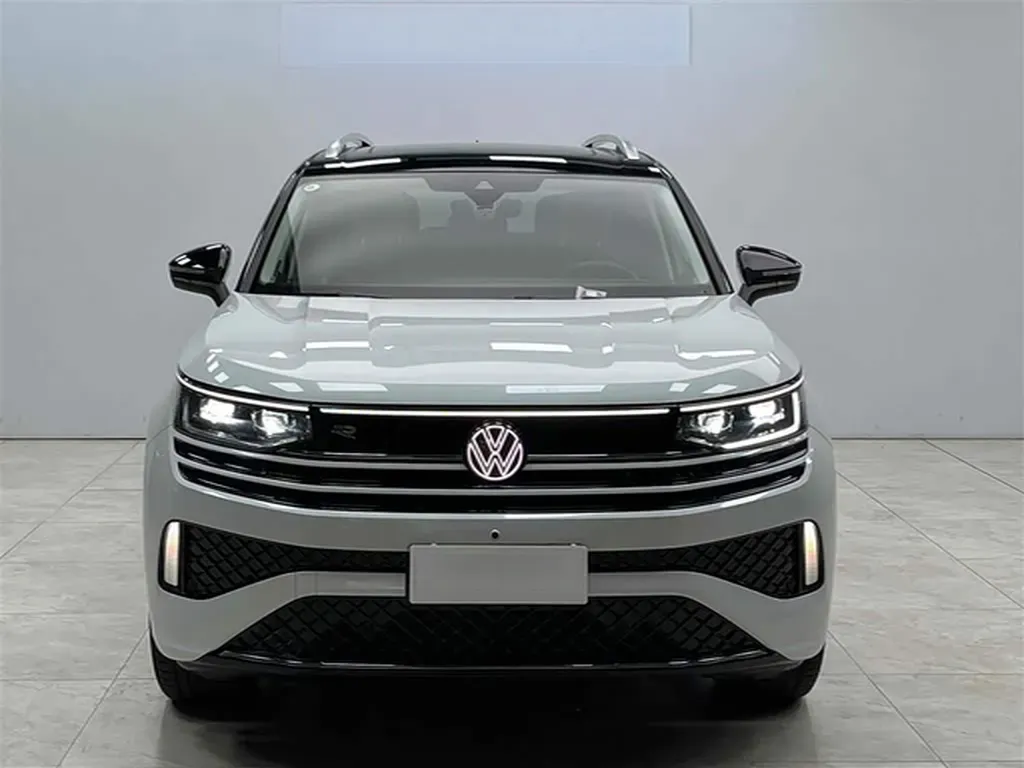 2023 Volkswagen Tavendor 2.0T 220HP L4 7DCT,autocango,china used car exporter,china ev exporter,chinese used car exporter,chinese used ev exporter