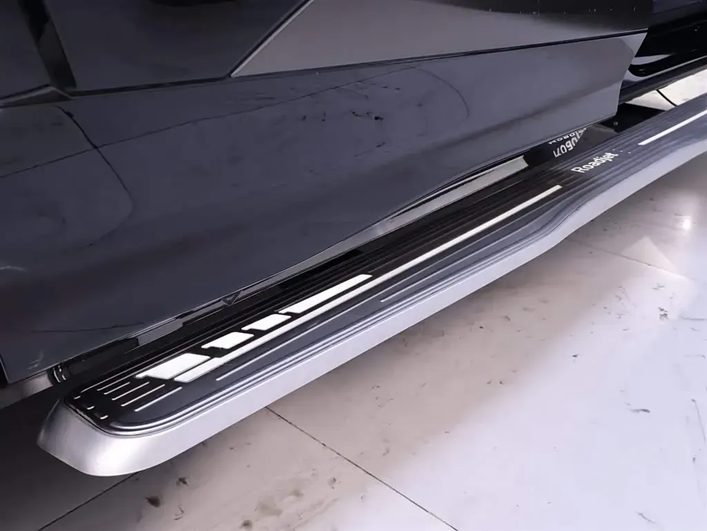 2024 Audi Q6 2.0T 265HP L4 7DCT,autocango,china used car exporter,china ev exporter,chinese used car exporter,chinese used ev exporter