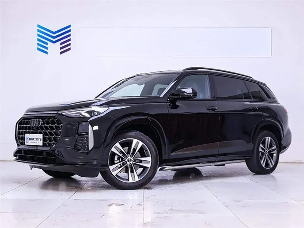 2024 Audi Q6 2.0T 265HP L4 7DCT,autocango,china used car exporter,china ev exporter,chinese used car exporter,chinese used ev exporter