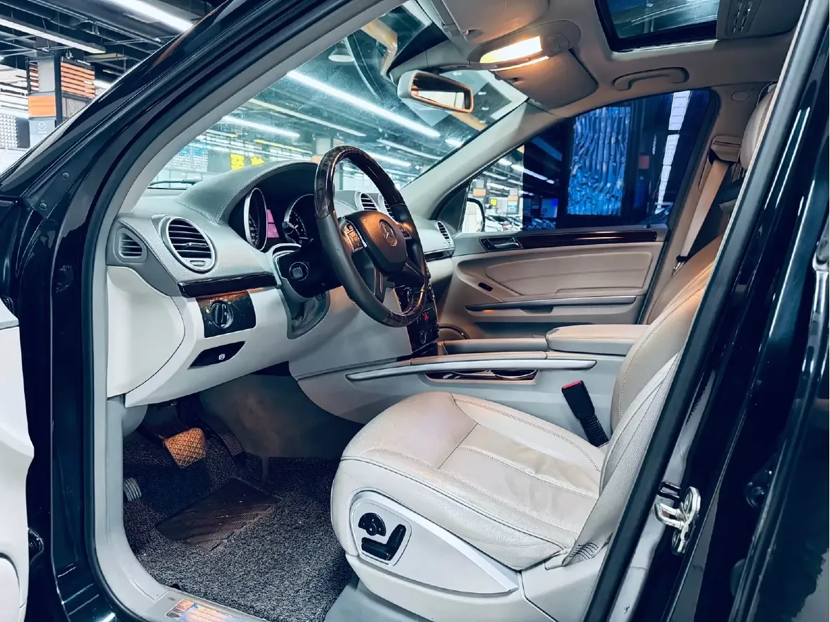 2011 Mercedes-Benz GL Class 4.7L 340HP V8 7AT,autocango,china used car exporter,china ev exporter,chinese used car exporter,chinese used ev exporter