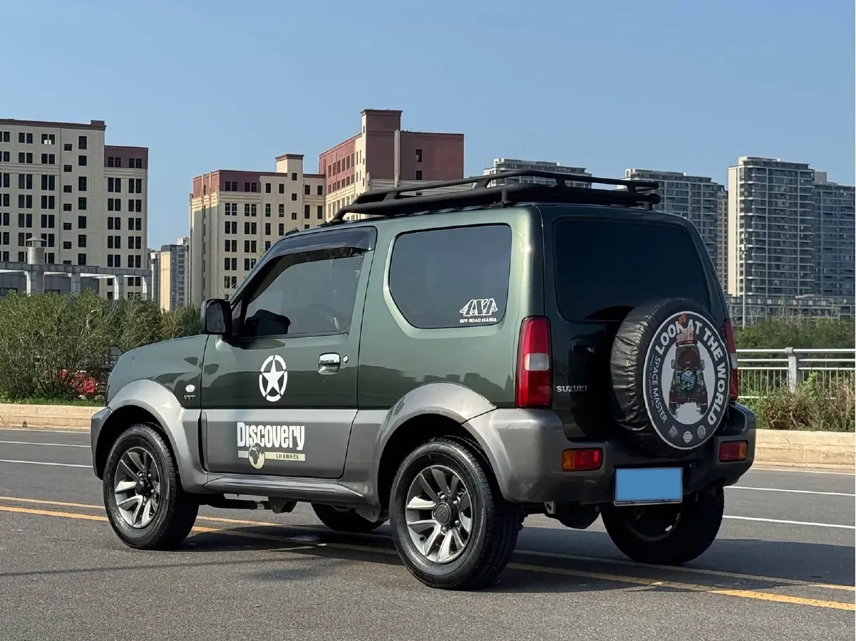 2015 Suzuki Jimny 1.3L 85HP L4 4AT,autocango,china used car exporter,china ev exporter,chinese used car exporter,chinese used ev exporter