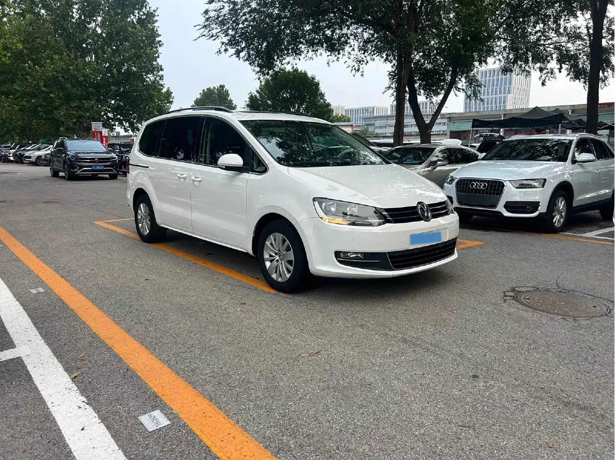 2012 Volkswagen Sharan 2.0T 200HP L4 6DCT,autocango,china used car exporter,china ev exporter,chinese used car exporter,chinese used ev exporter