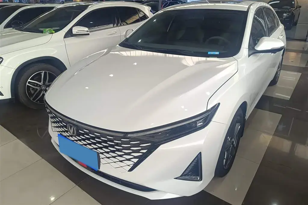 2023 ChangAn Raeton Plus 1.5T 188HP L4 7DCT