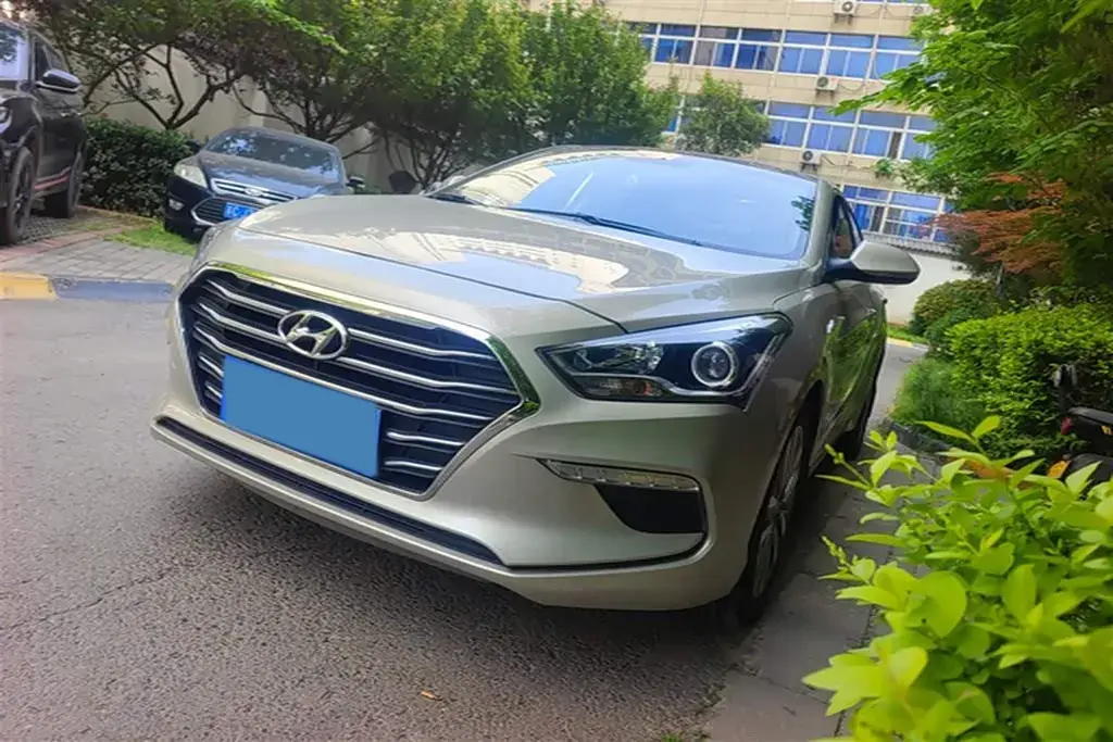 2017 Hyundai Mistra 1.6T 175HP L4 7DCT