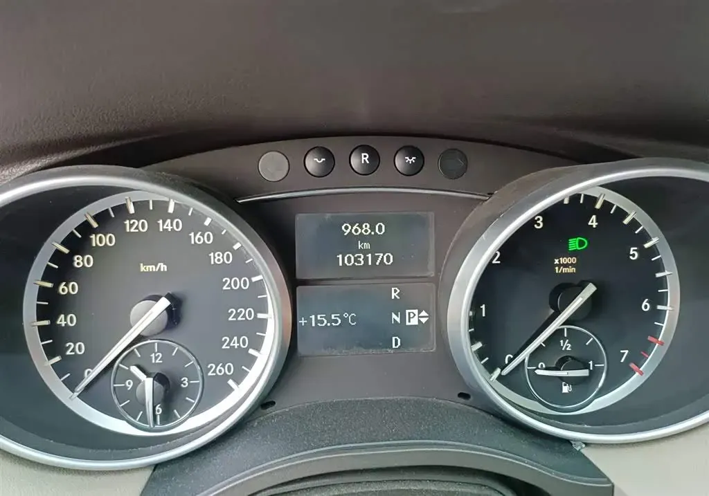2011 Mercedes-Benz R Class 3.0L 245HP V6 7AT,autocango,china used car exporter,china ev exporter,chinese used car exporter,chinese used ev exporter