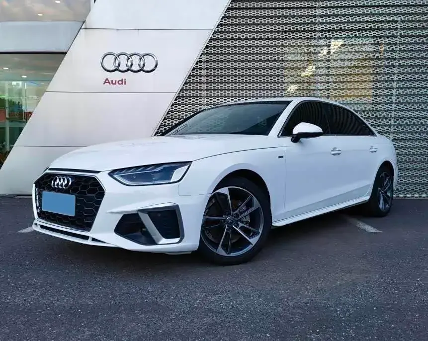 2020 Audi A4L 2.0T 190HP L4 7DCT