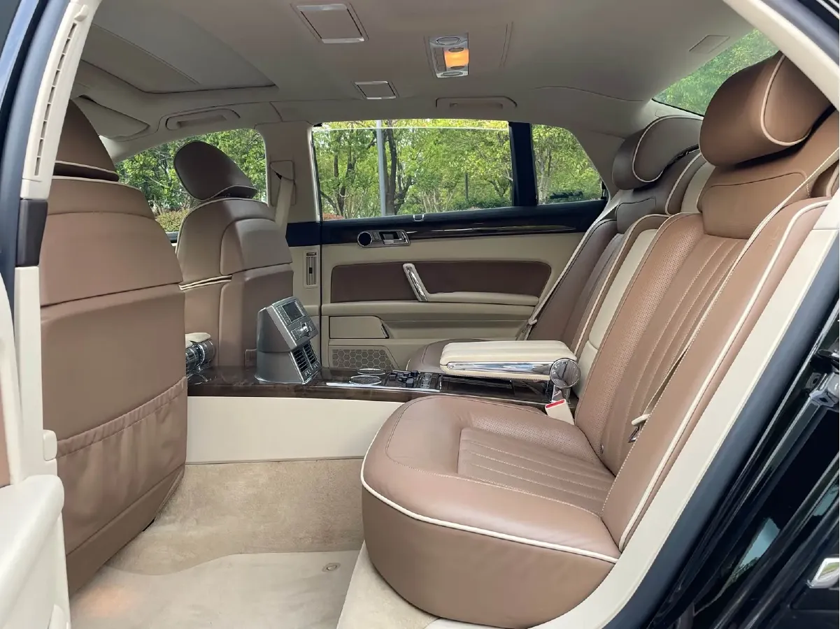 2012 Volkswagen Pheaton 3.6L 280HP V6 6AT,autocango,china used car exporter,china ev exporter,chinese used car exporter,chinese used ev exporter