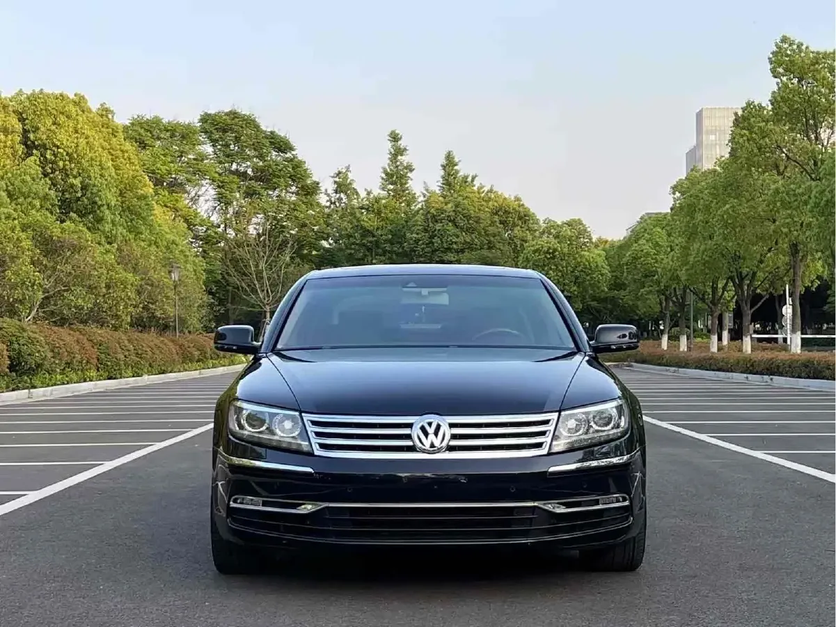 2012 Volkswagen Pheaton 3.6L 280HP V6 6AT,autocango,china used car exporter,china ev exporter,chinese used car exporter,chinese used ev exporter