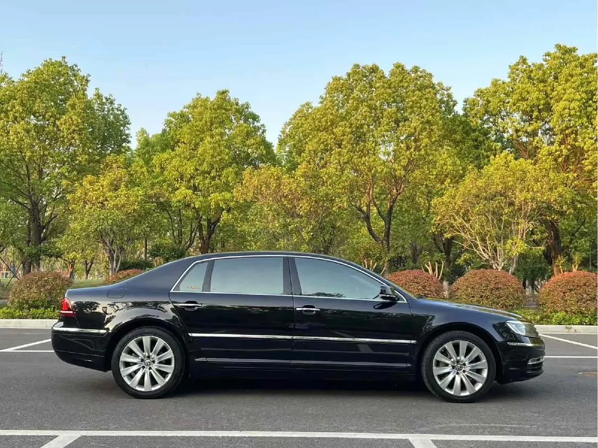 2012 Volkswagen Pheaton 3.6L 280HP V6 6AT,autocango,china used car exporter,china ev exporter,chinese used car exporter,chinese used ev exporter