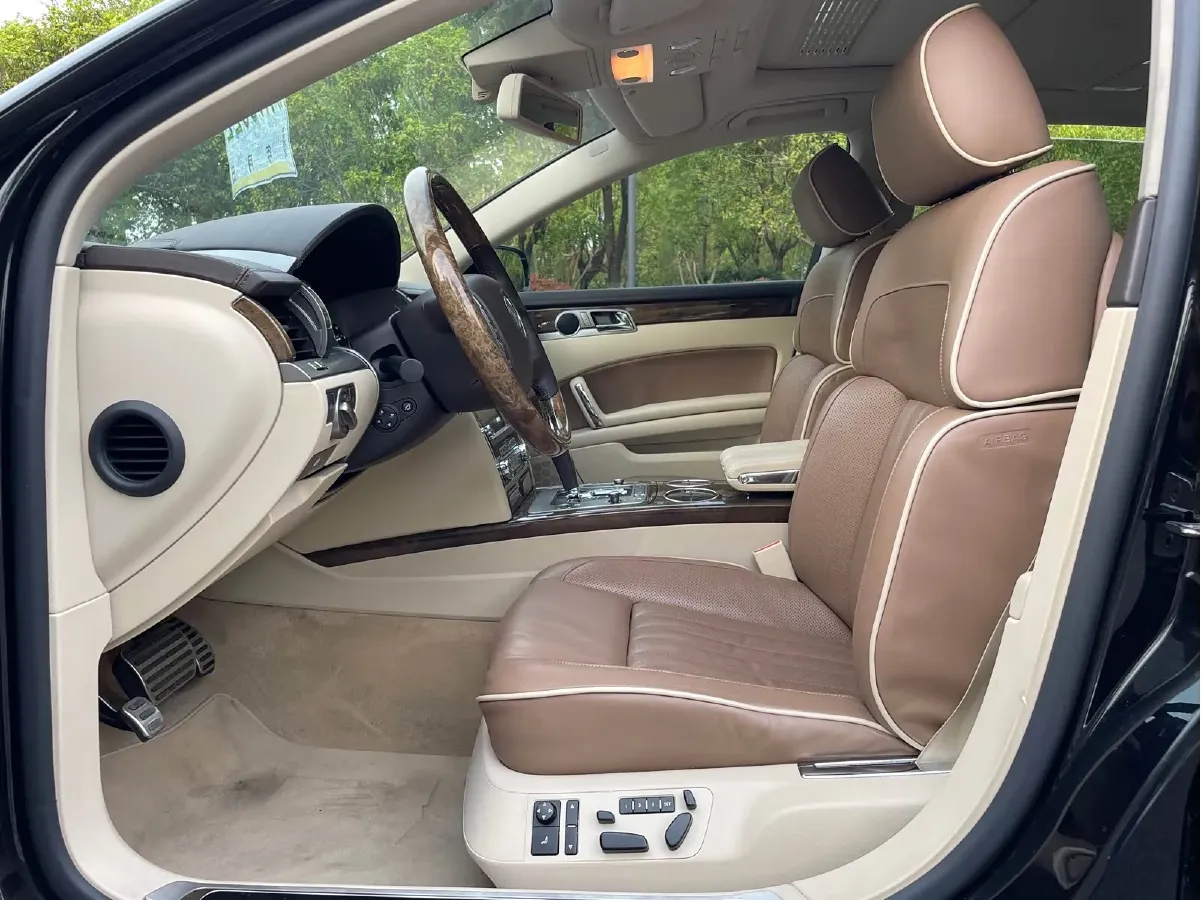 2012 Volkswagen Pheaton 3.6L 280HP V6 6AT,autocango,china used car exporter,china ev exporter,chinese used car exporter,chinese used ev exporter