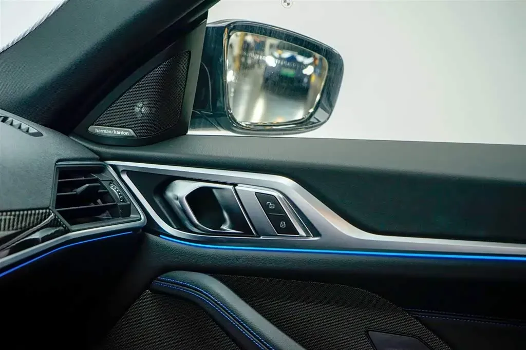 2022 BMW i4 BEV 83.9KWH,autocango,china used car exporter,china ev exporter,chinese used car exporter,chinese used ev exporter