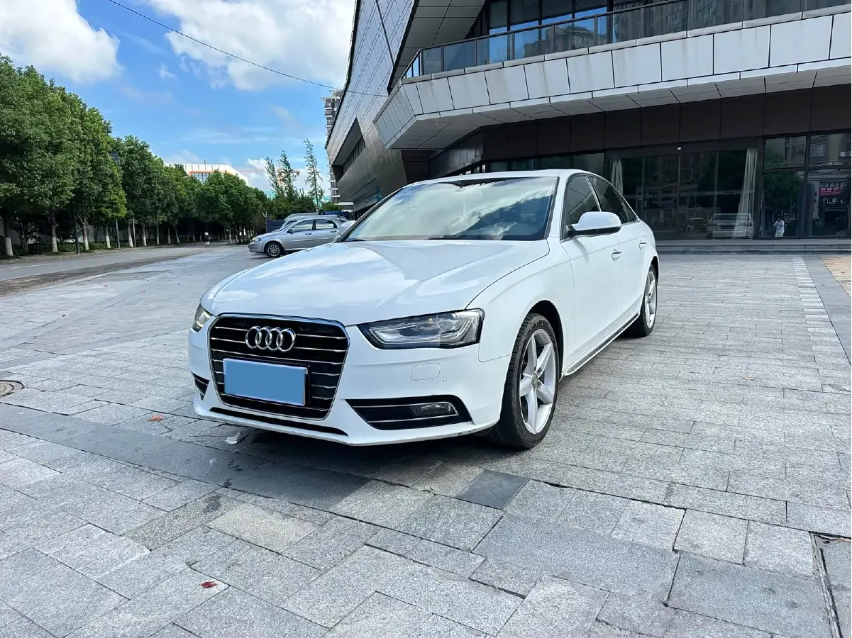 2016 Audi A4L 2.0T 180HP L4 CVT