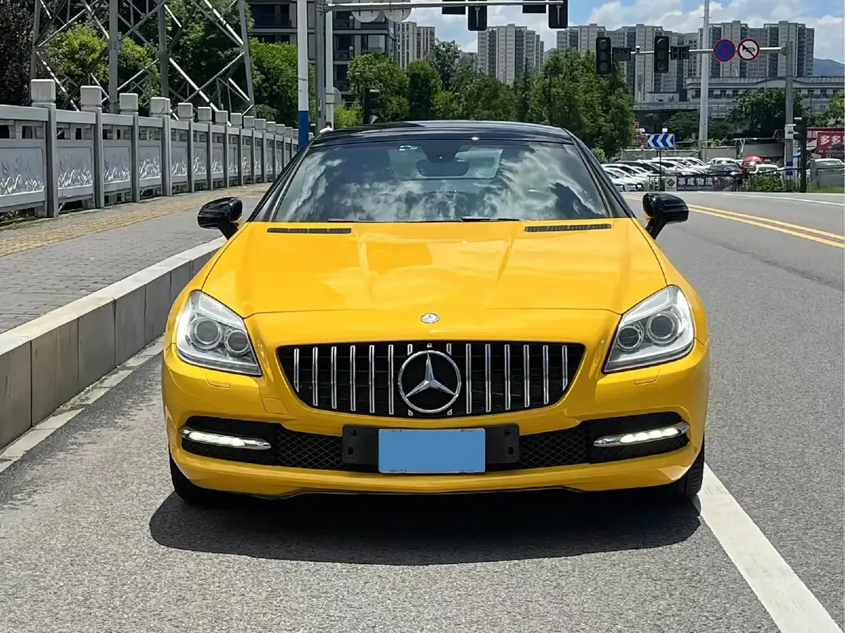 2011 Mercedes-Benz SLK Class 1.8T 184HP L4 7AT,autocango,china used car exporter,china ev exporter,chinese used car exporter,chinese used ev exporter