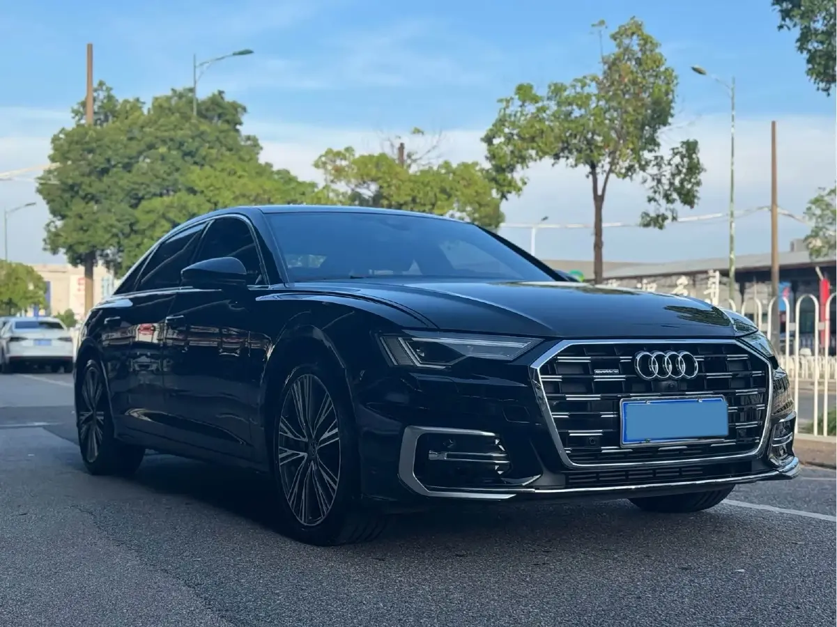 2024 Audi A6L 2.0T 245HP L4 7DCT