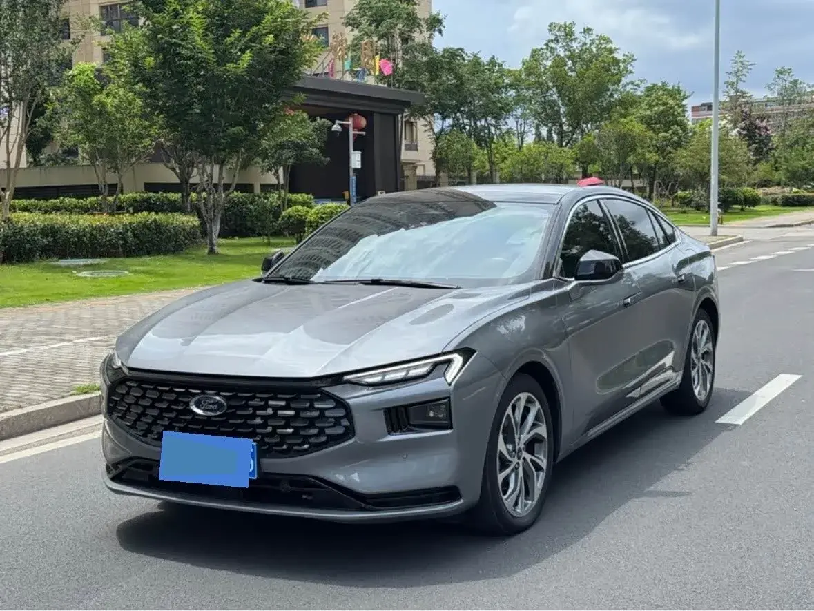 2022 Ford Mondeo 2.0T 238HP L4 8AT