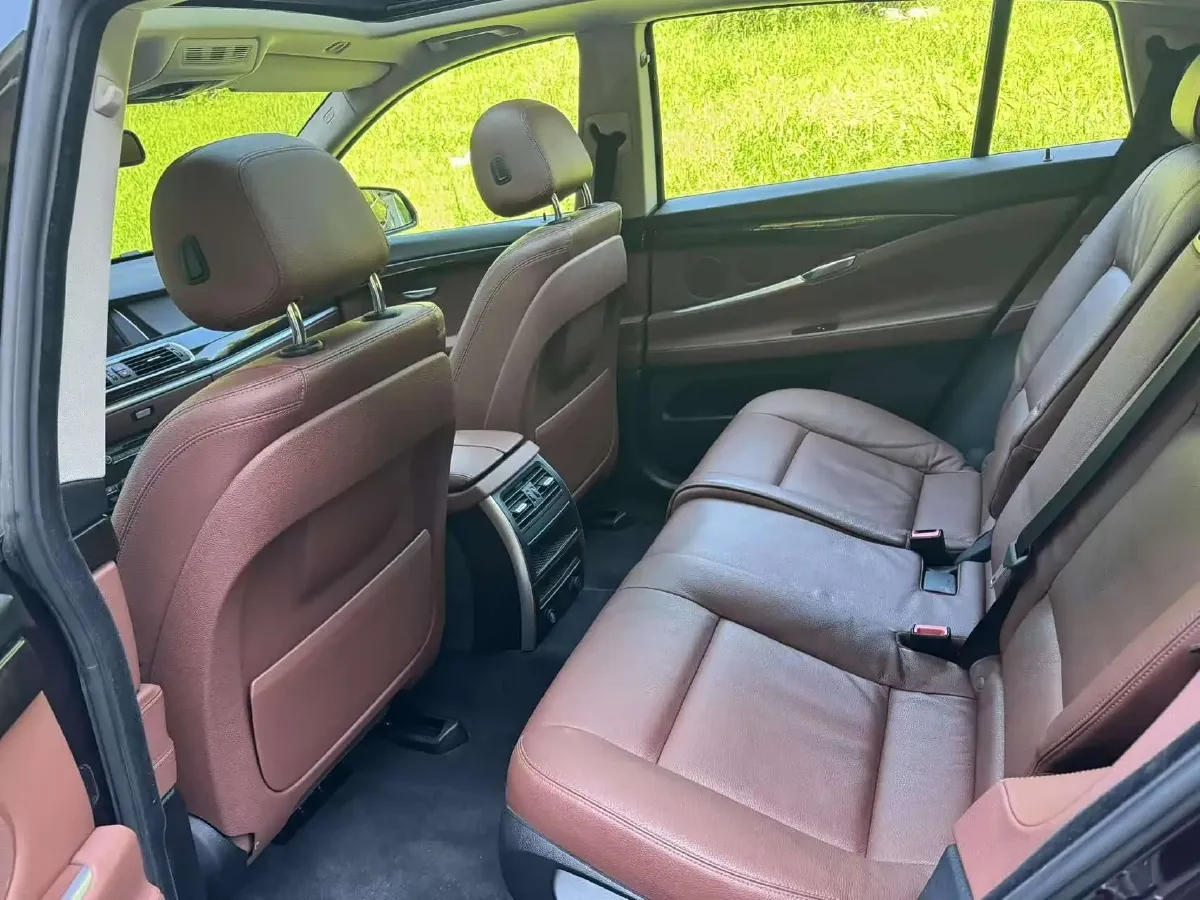 2014 BMW 5 Series GT 2.0T 245HP L4 8AT,autocango,china used car exporter,china ev exporter,chinese used car exporter,chinese used ev exporter