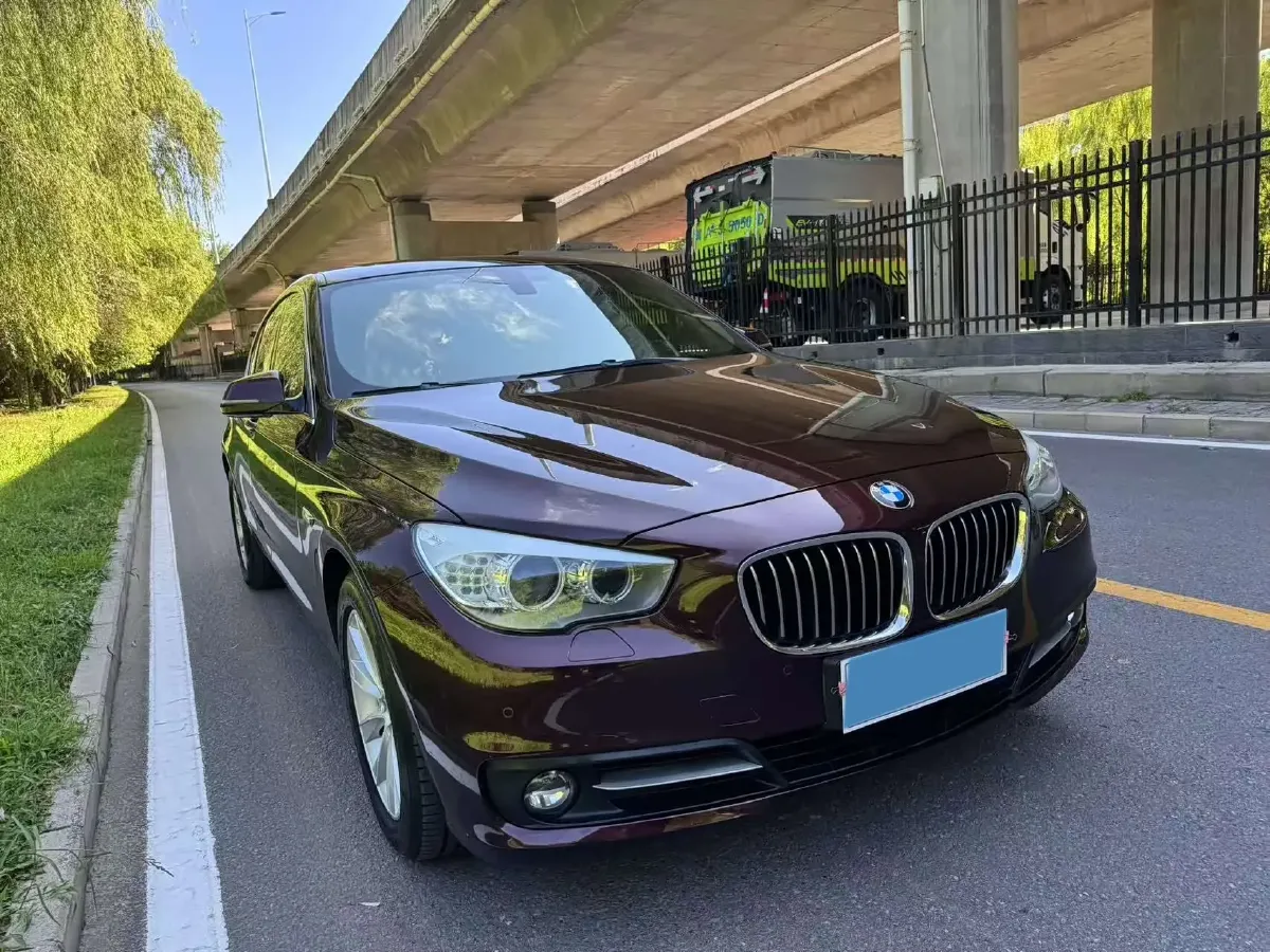 2014 BMW 5 Series GT 2.0T 245HP L4 8AT,autocango,china used car exporter,china ev exporter,chinese used car exporter,chinese used ev exporter