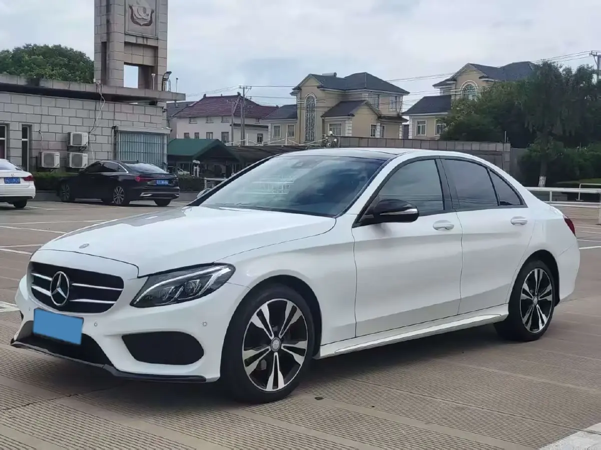 2015 Mercedes-Benz C Class 2.0T 184HP L4 7AT