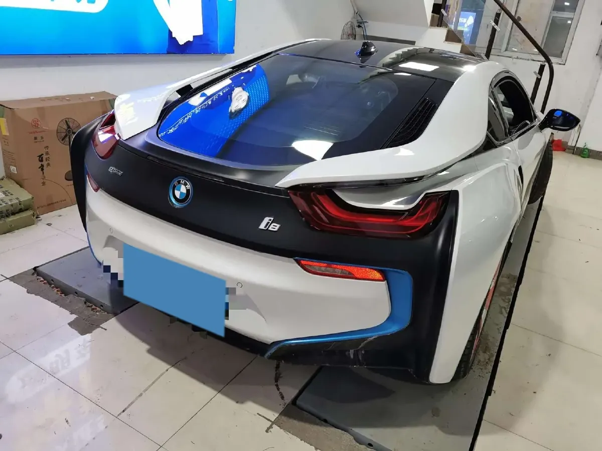 2014 BMW i8 1.5T 231HP L3 6AT PHEV 7.1KWH,autocango,china used car exporter,china ev exporter,chinese used car exporter,chinese used ev exporter