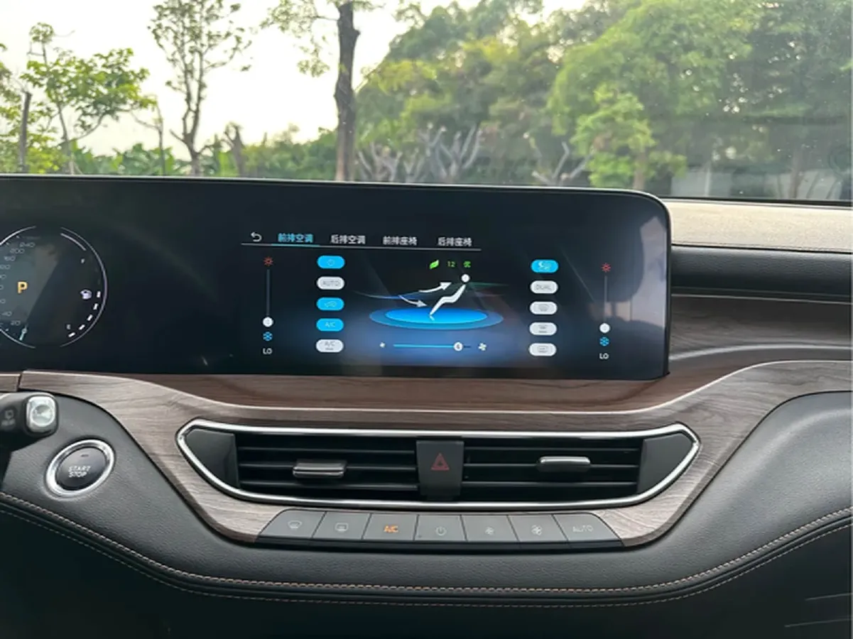 2021 Ford Equator 2.0T 224HP L4 6DCT,autocango,china used car exporter,china ev exporter,chinese used car exporter,chinese used ev exporter