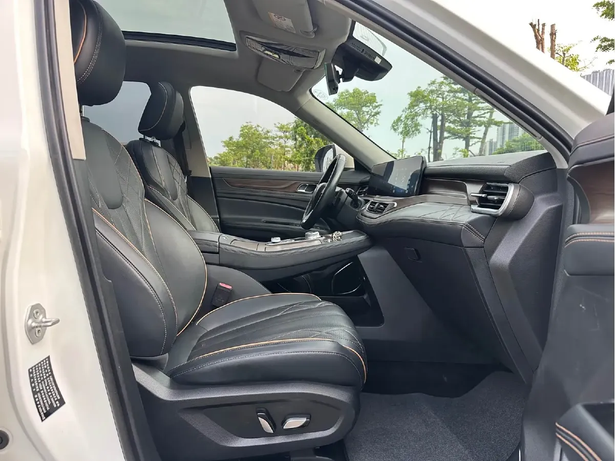 2021 Ford Equator 2.0T 224HP L4 6DCT,autocango,china used car exporter,china ev exporter,chinese used car exporter,chinese used ev exporter