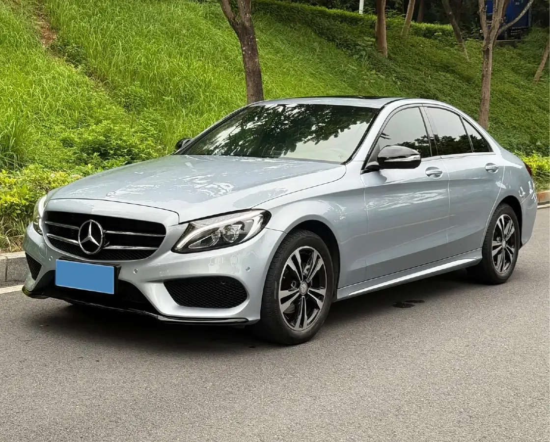 2017 Mercedes-Benz C Class 2.0T 184HP L4 7AT